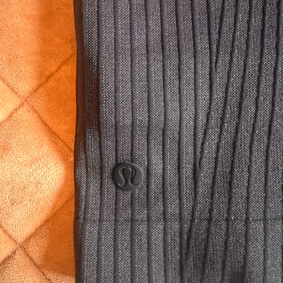 lululemon ebb to street long sleeve - Picture 3 of 7